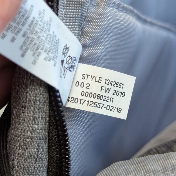 Under Armour Hustle 4.0 Backpack Gray Black Bag Activewear Gym Workout Travel - Picture 7 of 7